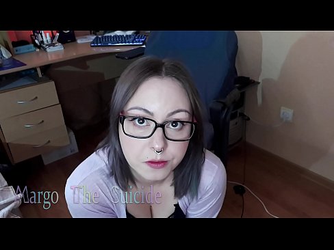 ❤️ Seksi djevojka s naočalama duboko siše dildo na kameri ☑ Tvrdi porno na hr.porn33.top ❌❤